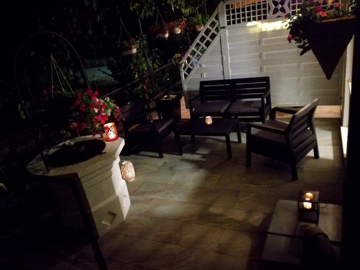 Sun House Apartment Brzac ภายนอก รูปภาพ
